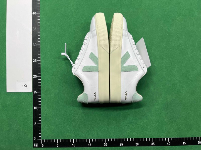  VEJA white shoes                                                                                                      -5