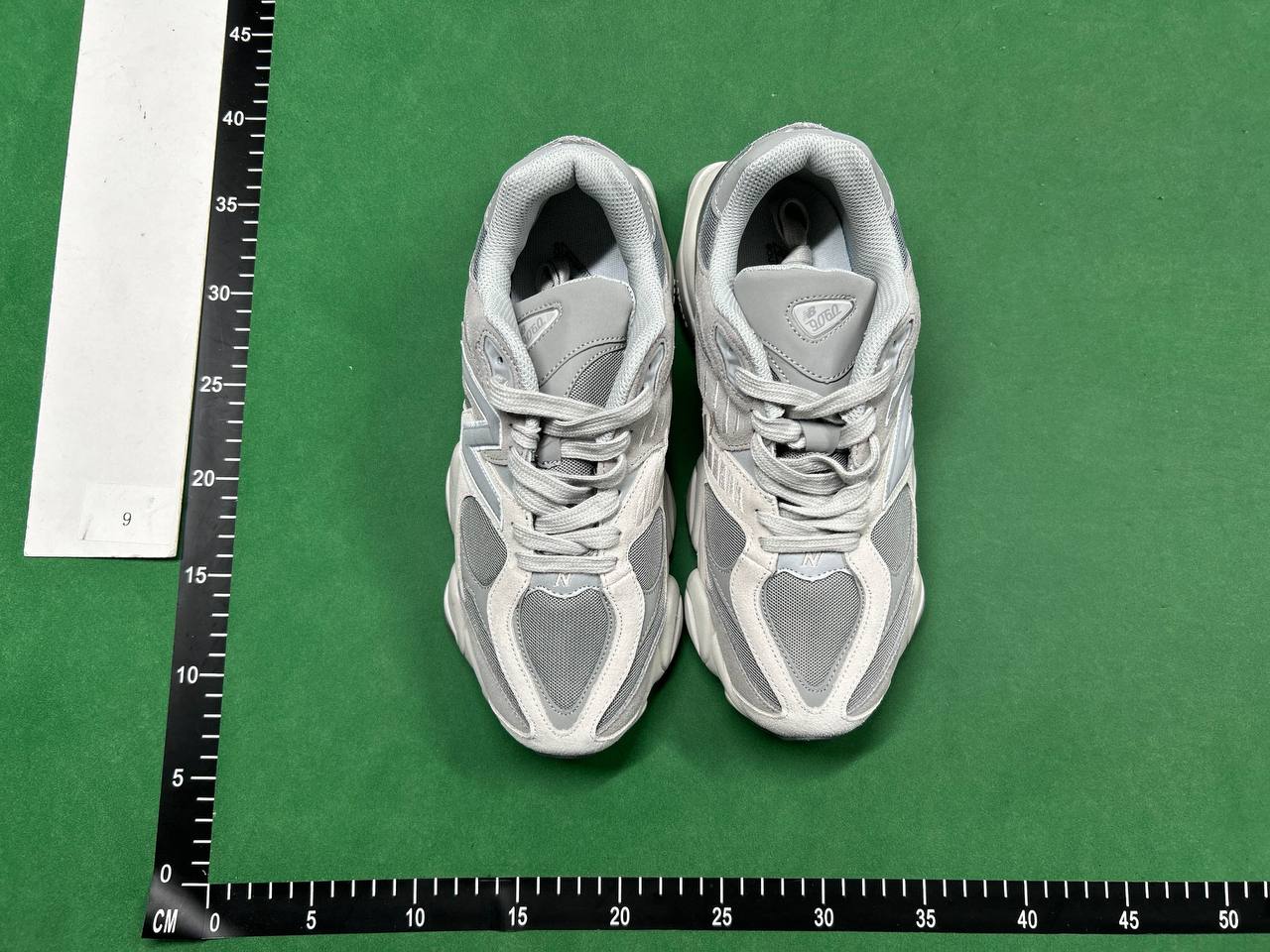 NEW BALANCE 9060                     -2