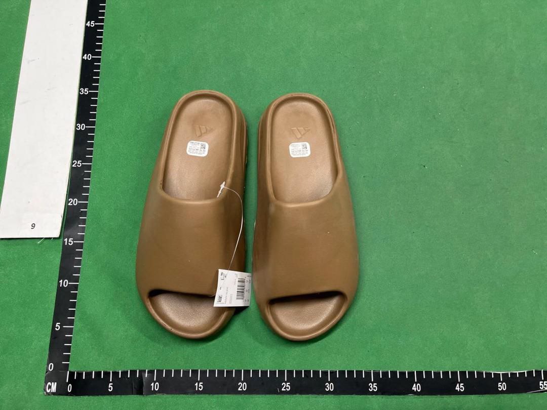  Yeezy  Slide -3