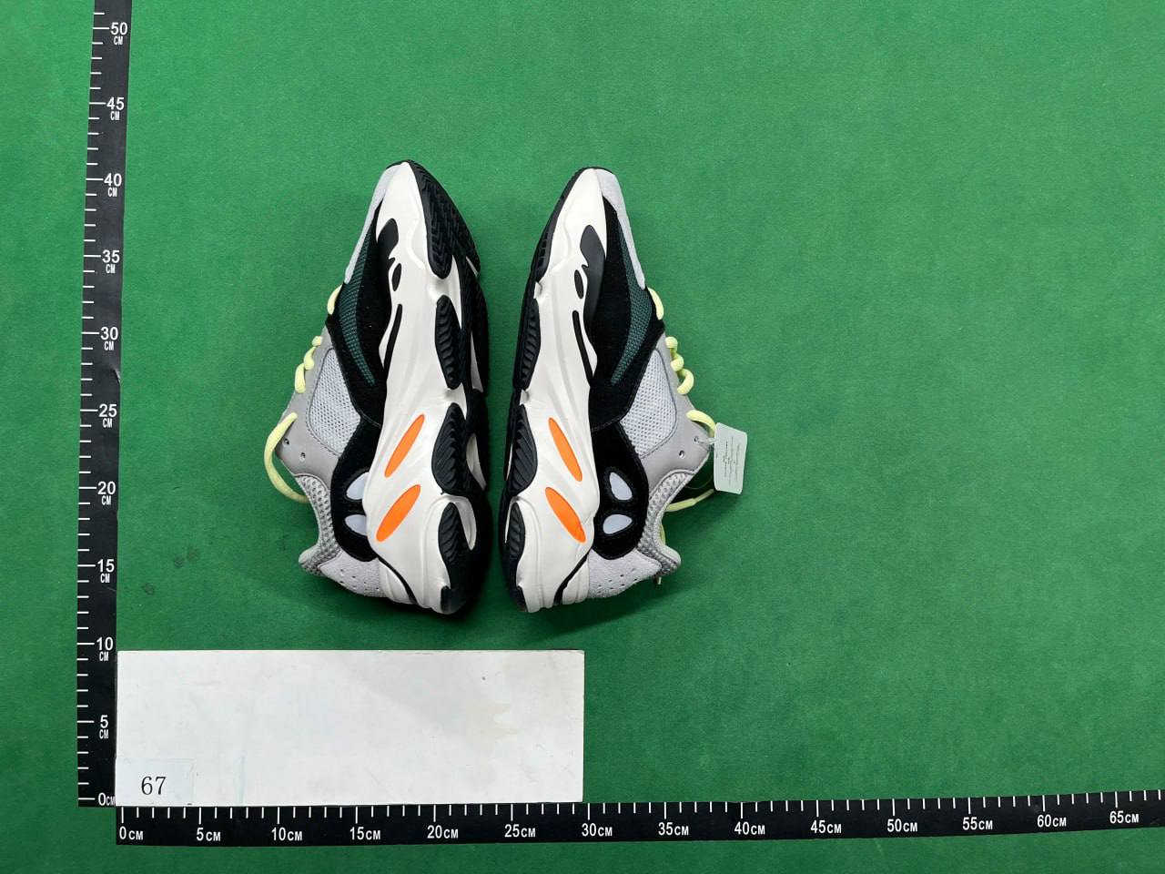  Yeezy 700 coconut -5