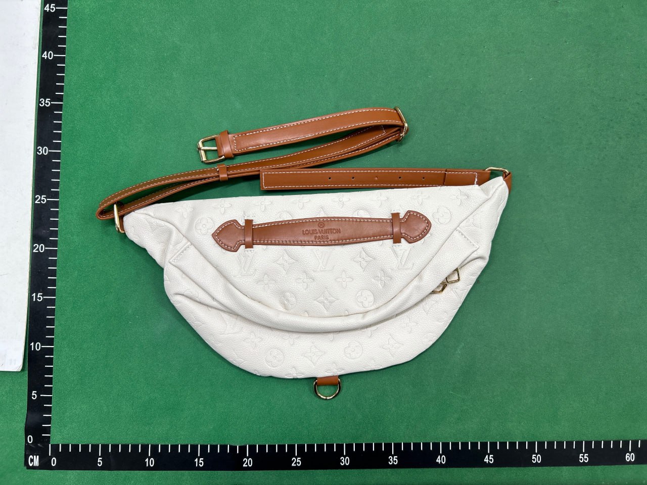  Various designer bags                                                                                                       -5