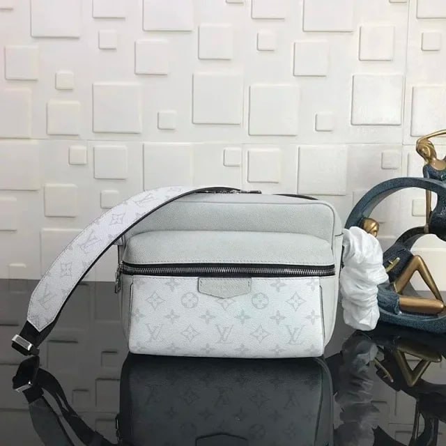 lv bag -4