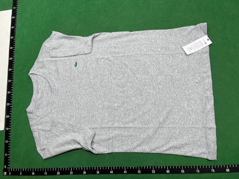 Lacoste T-shirt  (40 CP) -2