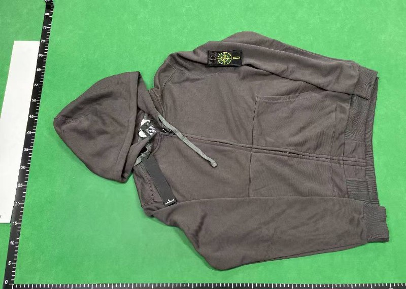 Stone Island Jackets shorts t-shits plant hoodie -2