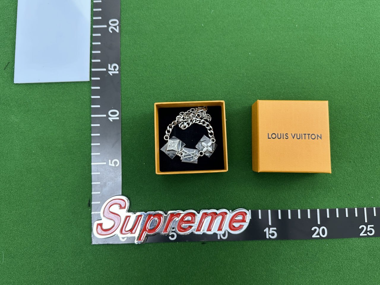 Louis Vuitton Bracelet -3