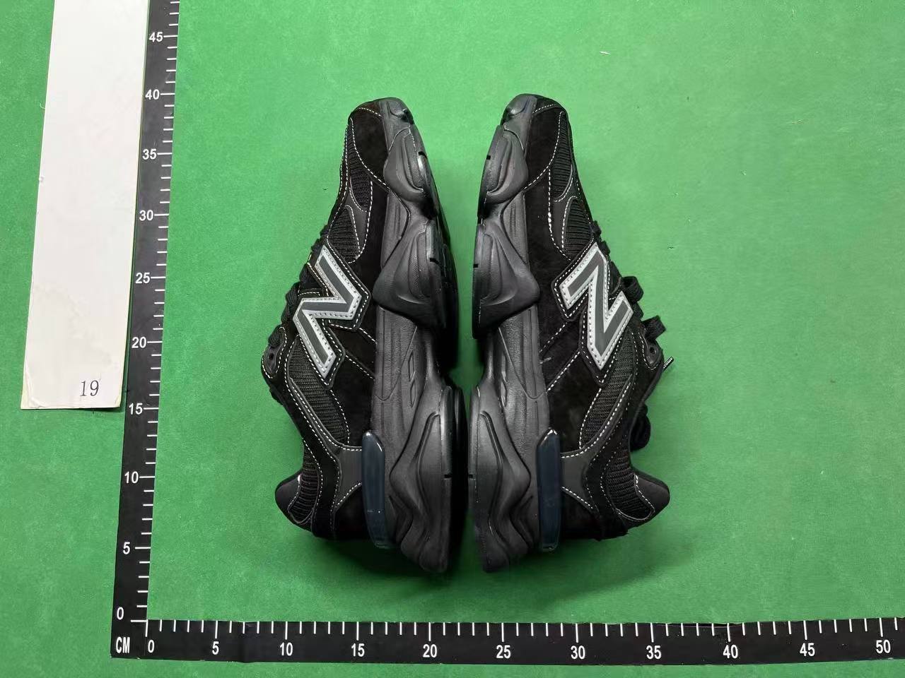 New Balance NB 9060 -4