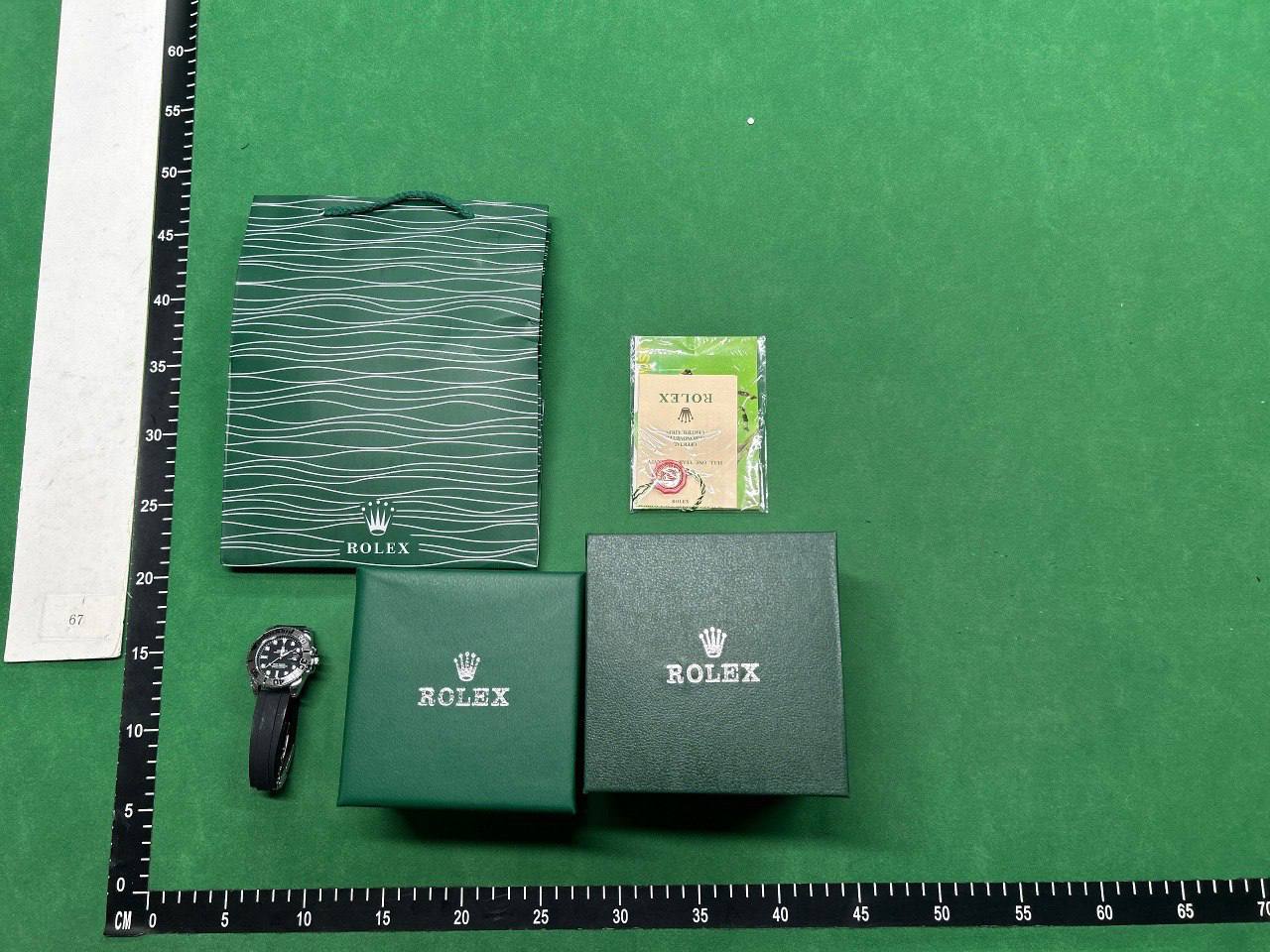 Rolex watch                                                                                                     -3