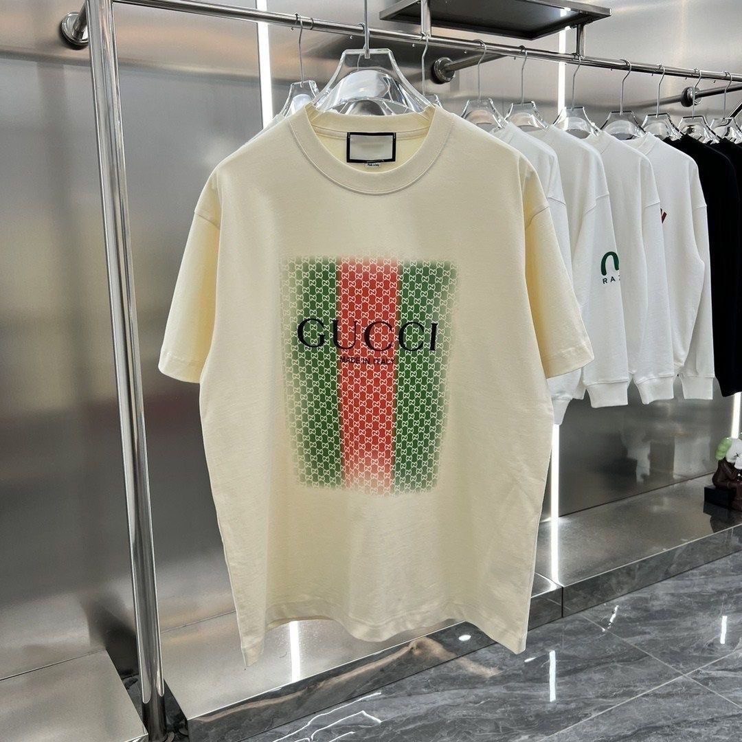 Gucci Versatile Fashion Short Sleeves -4