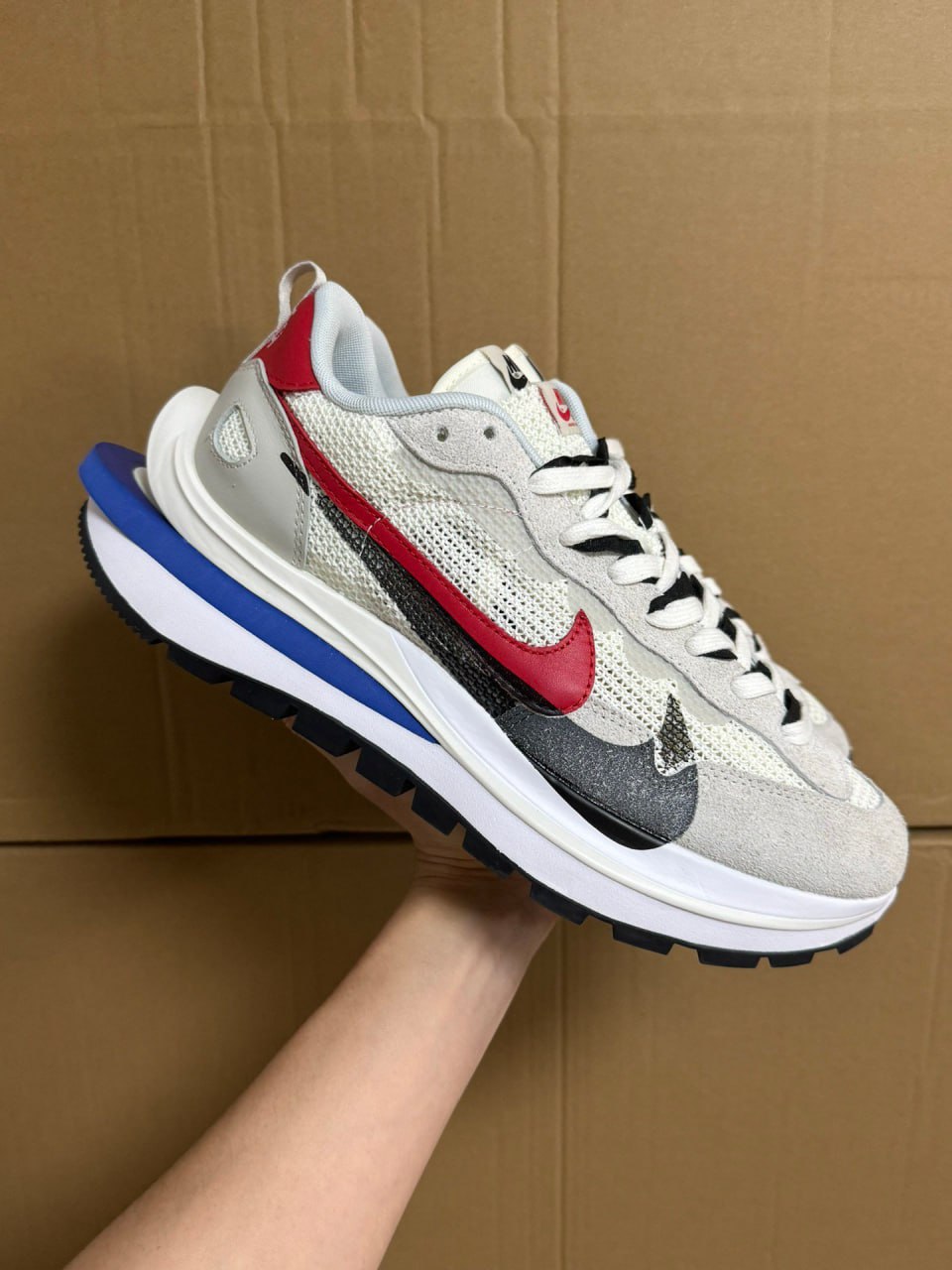 sacai nike vaporwaffle -3