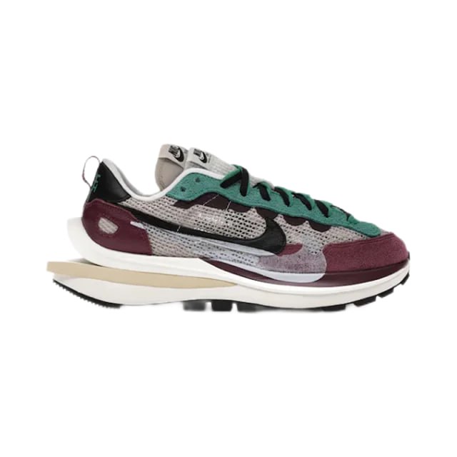 sacai nike vaporwaffle