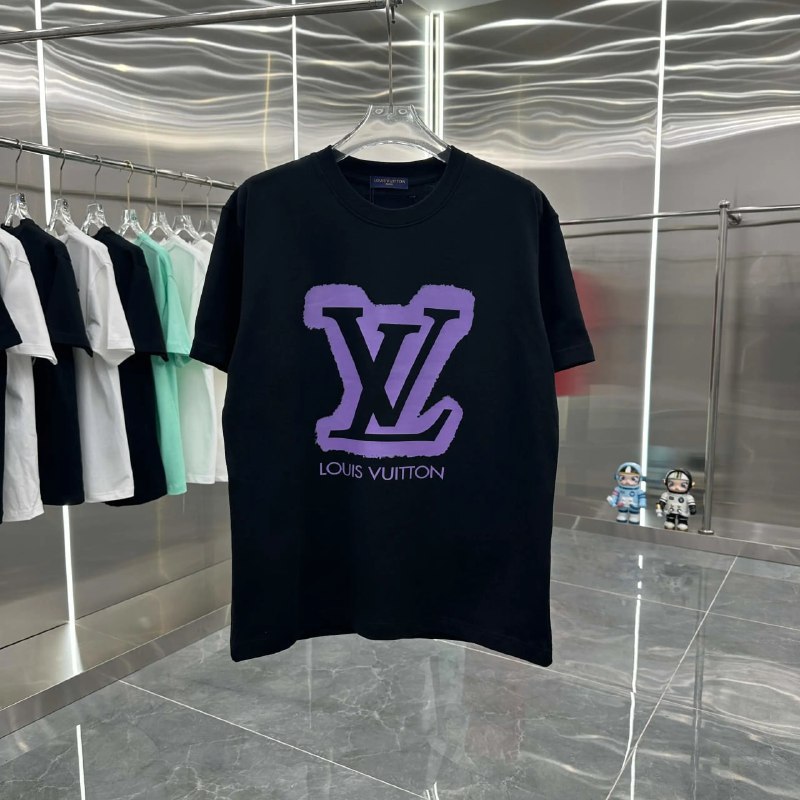 Louis Vuitton Tee  -4