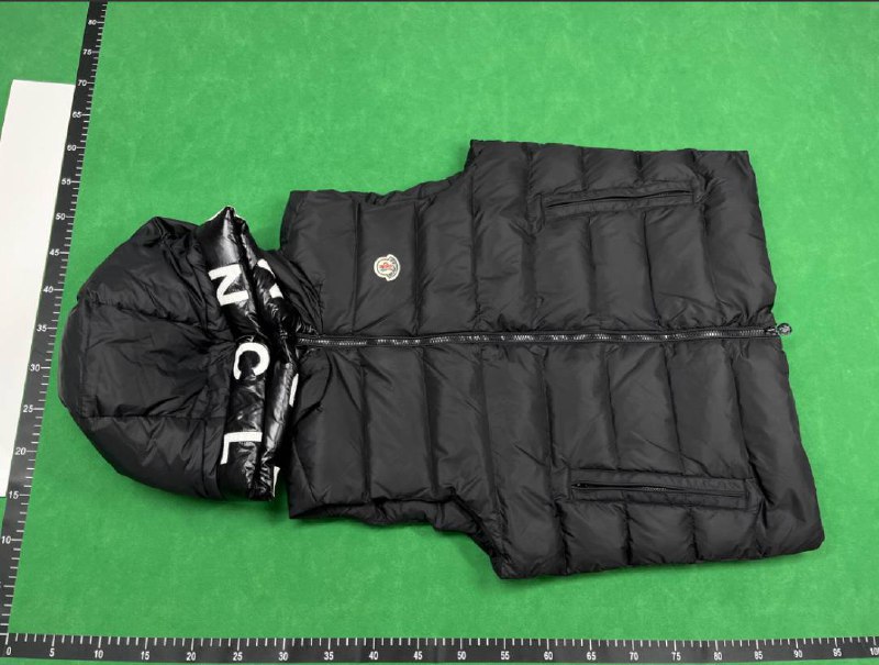 Moncler Down Jacket  Vest -4
