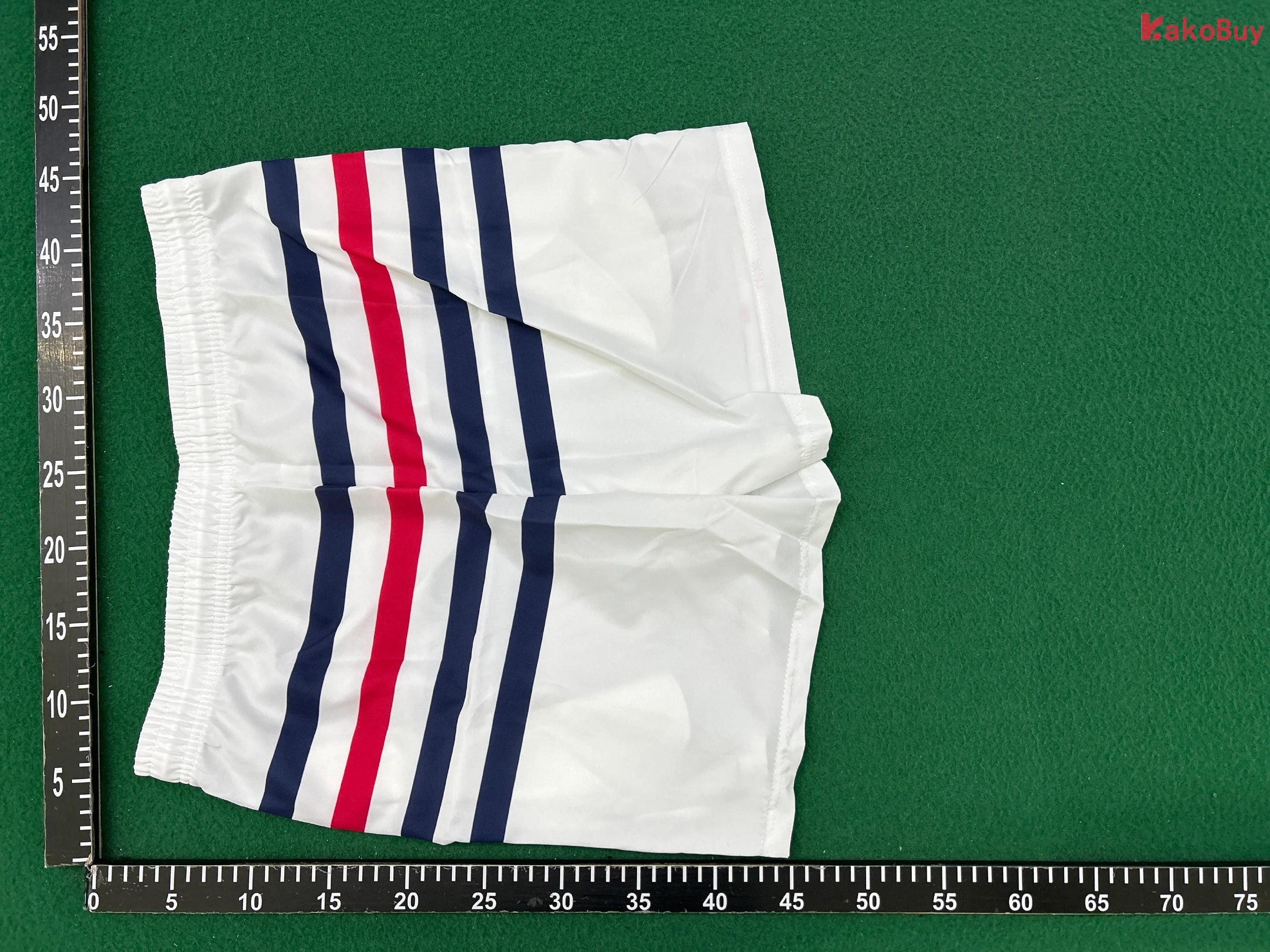 Lacoste shorts -3