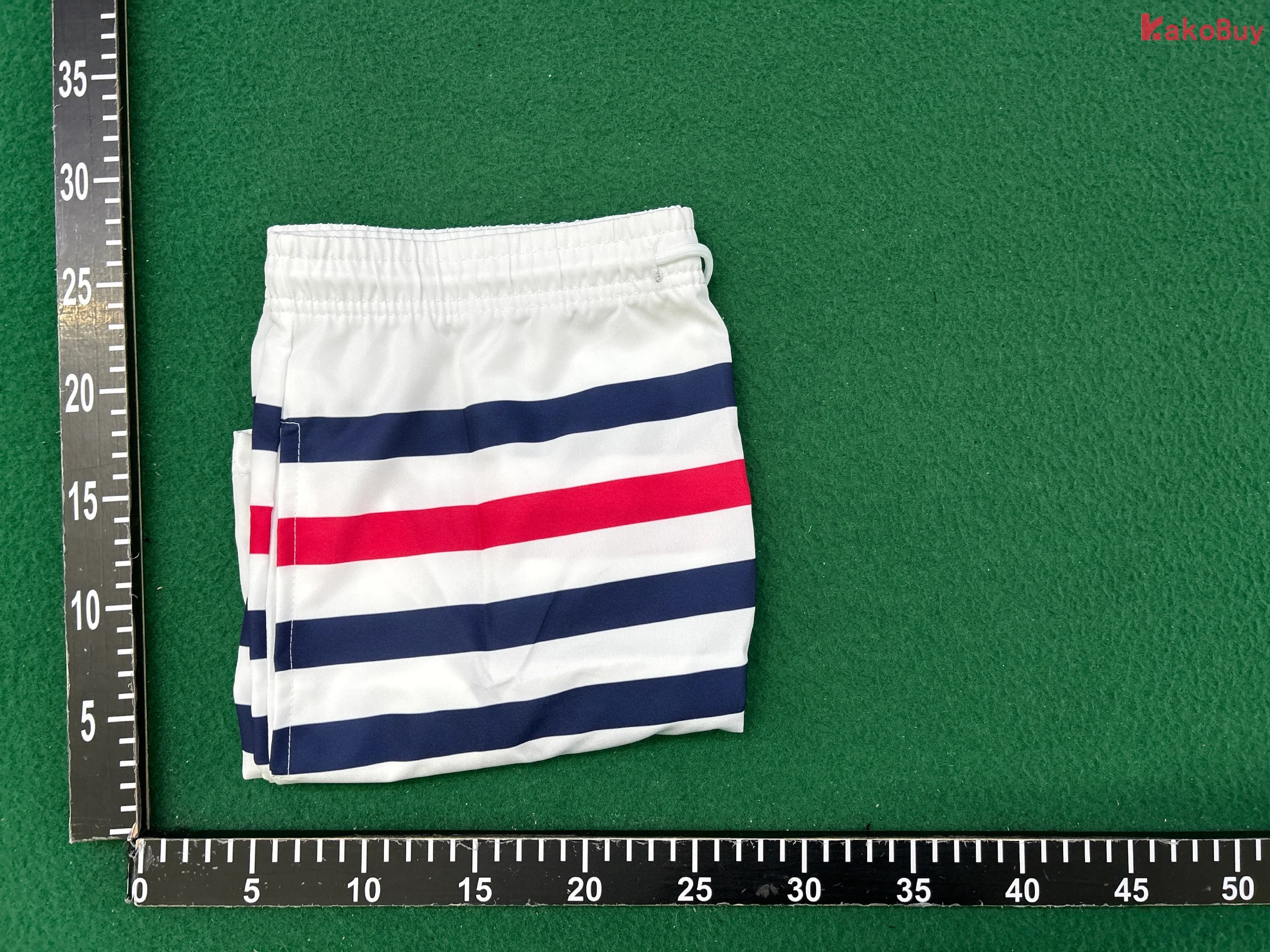 Lacoste shorts -4
