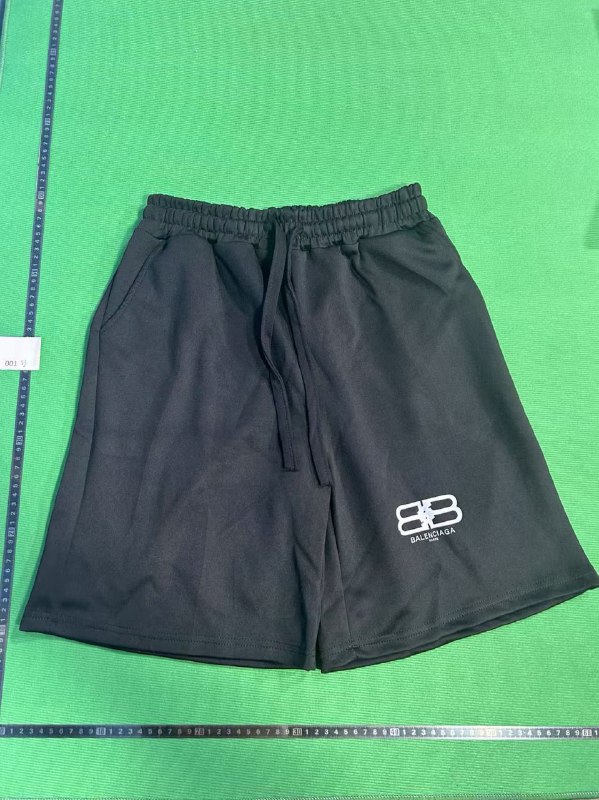 Multi brand LV Burberry, Balenciaga, Kroos Heart - Shorts -4