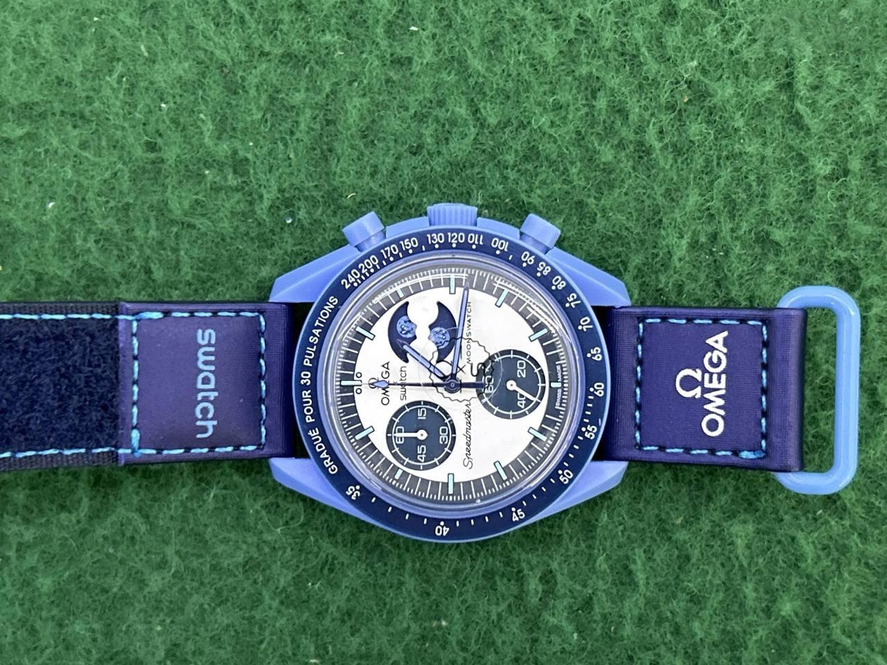 Omega x swatch moonswatch -2