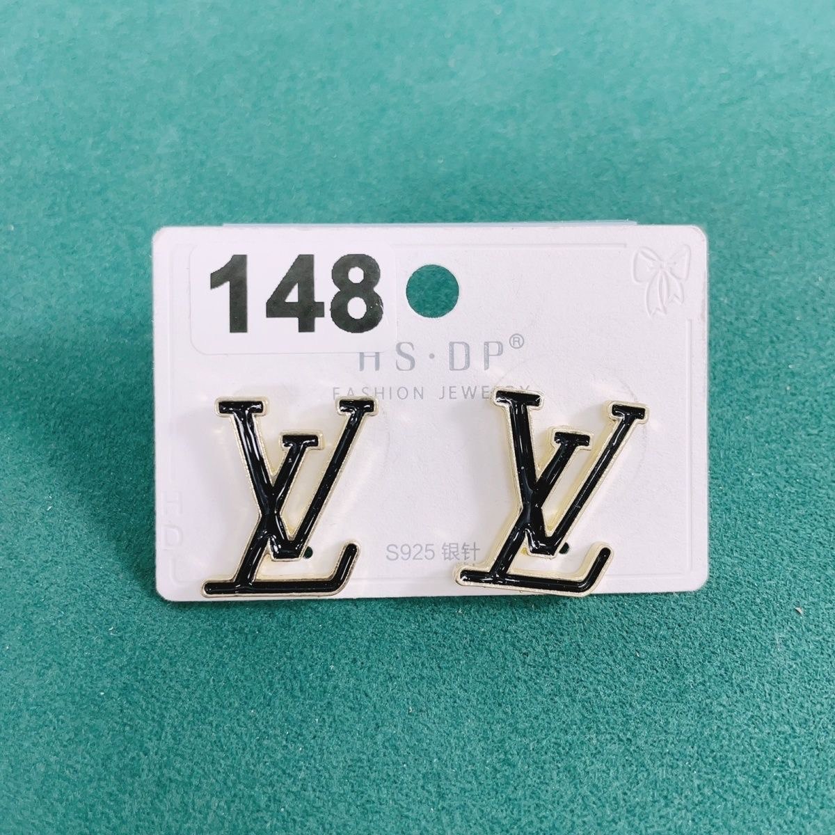 LV earrings -2