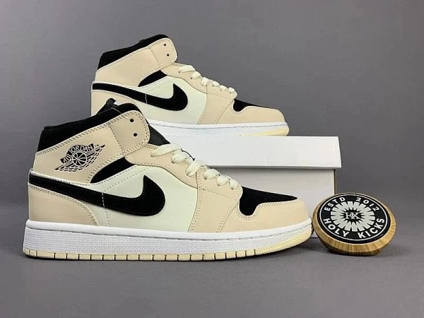 AJ1 -4
