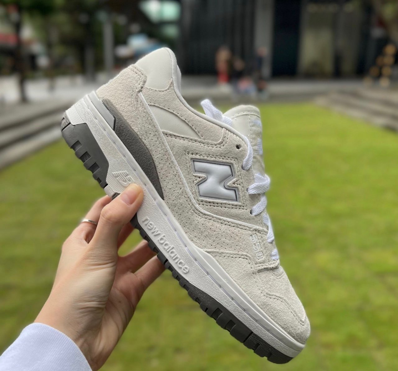 New Balance 550
