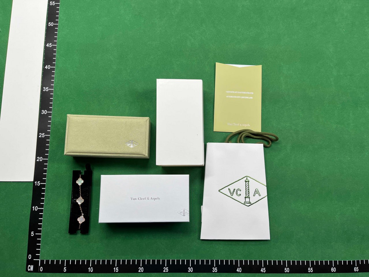 Van Cleef & Arpels bracelet  -2