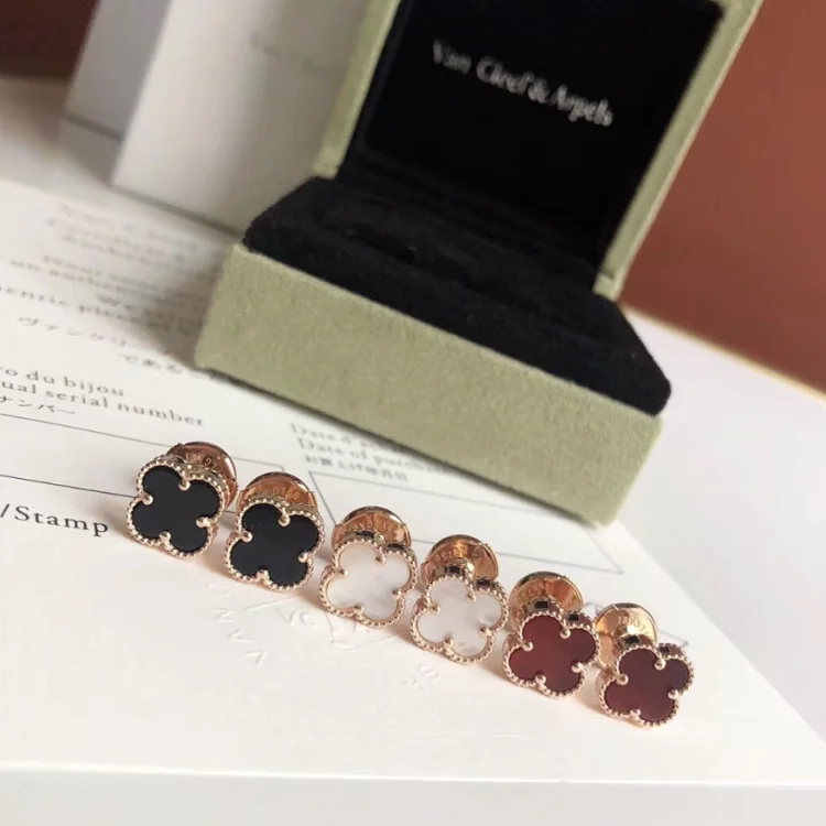 Van Cleef & Arpels Earring