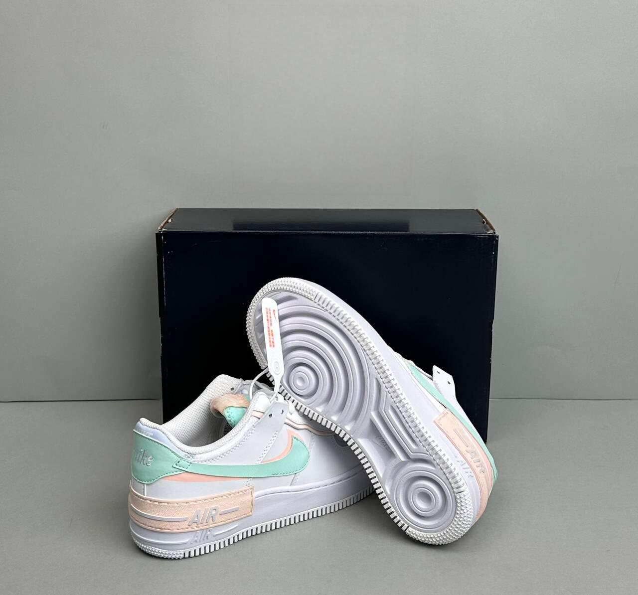 Nike Wmns Air Force 1 Shadow -4