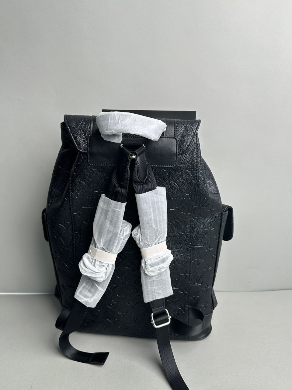 Louis Vuitton Bag -4