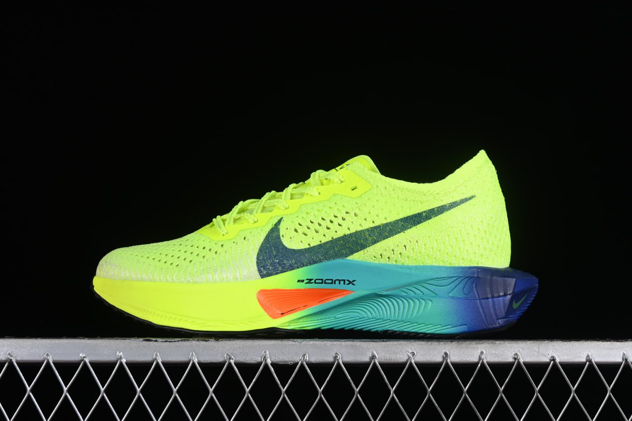 Nike Pegasus 41 &Nike ZoomX Vaporfly Next% 3 -2