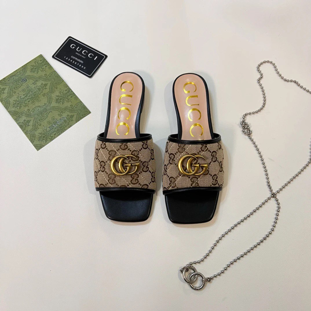 Burberry & chanel & Gucci slippers -2