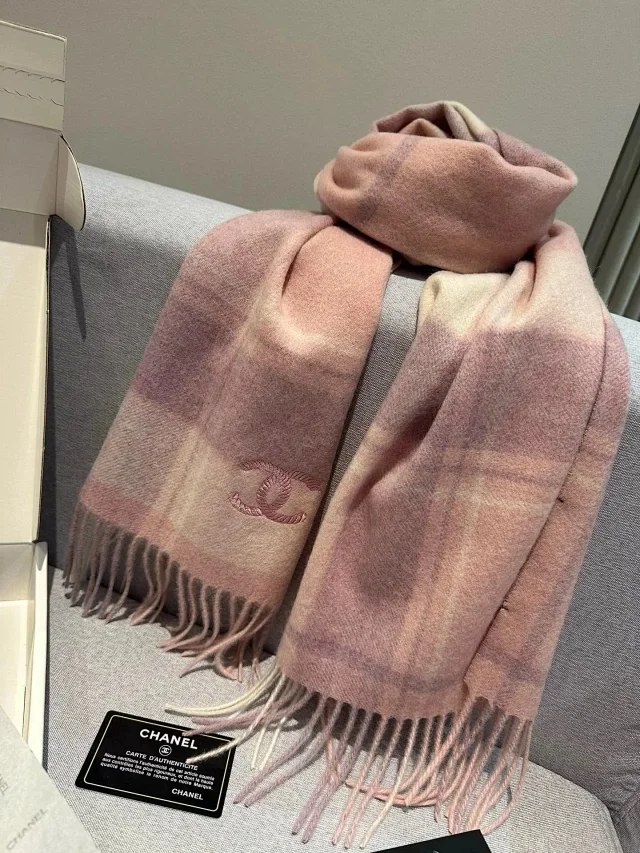 Chanel scarf -3