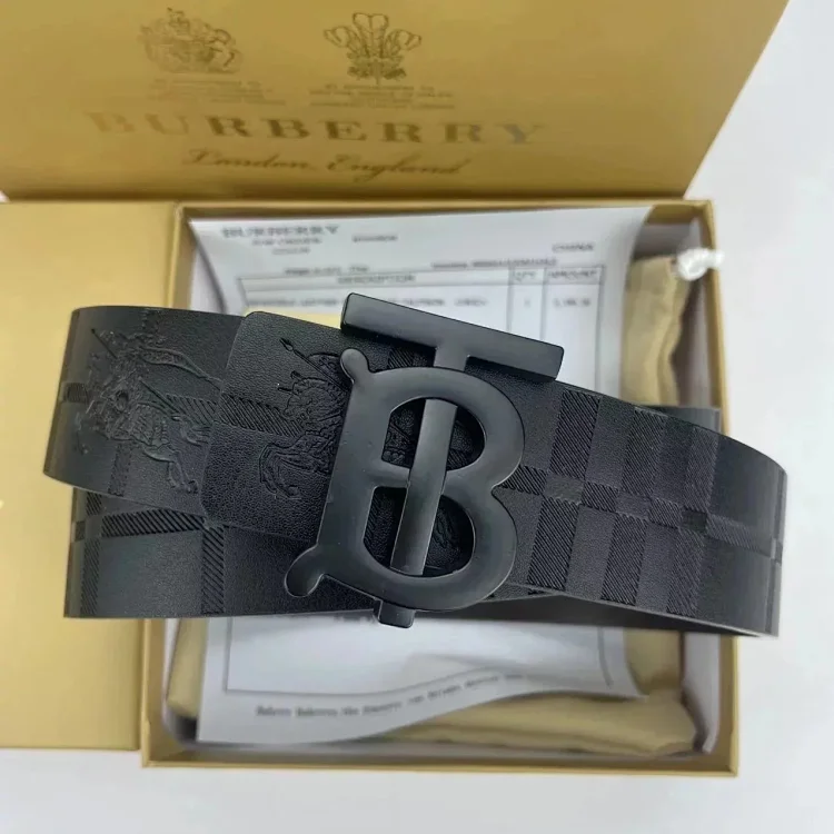   Burberry belt