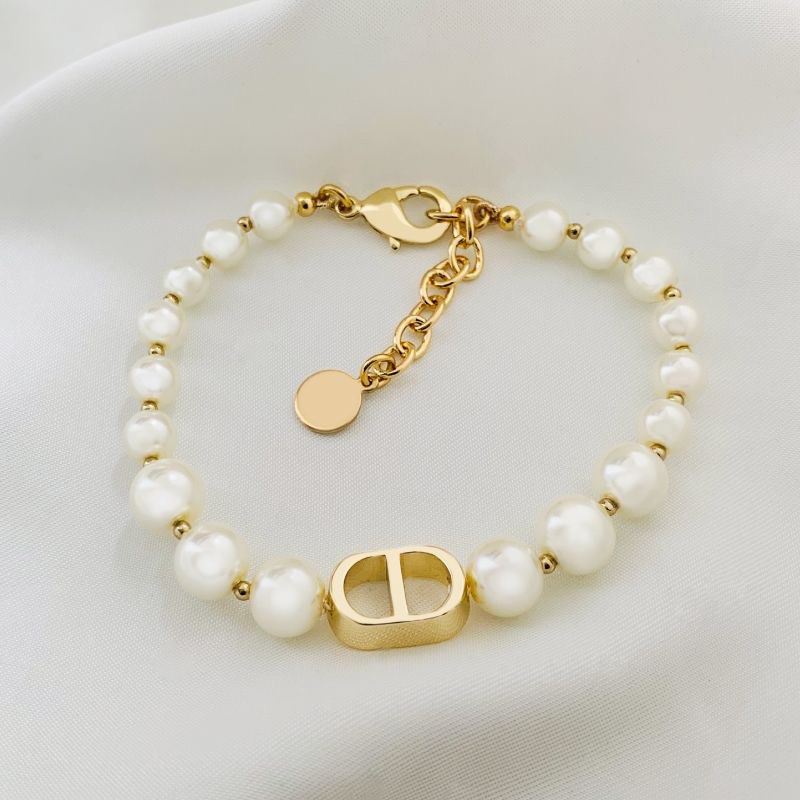 Dior temperament versatile bracelet -4