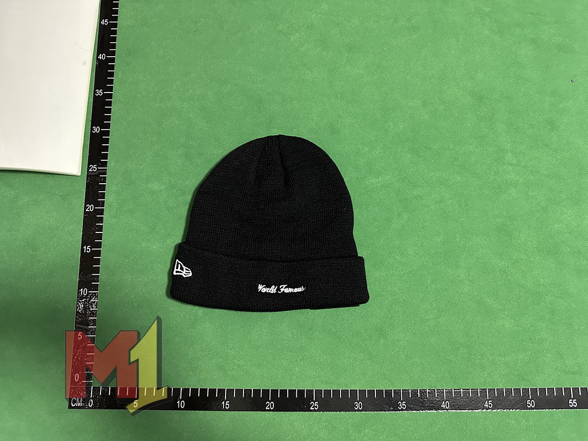 supreme Hat(+8 color）                                                                                                  -3