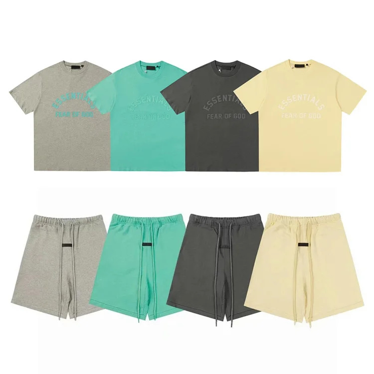  ESSENTIALS SHORTS