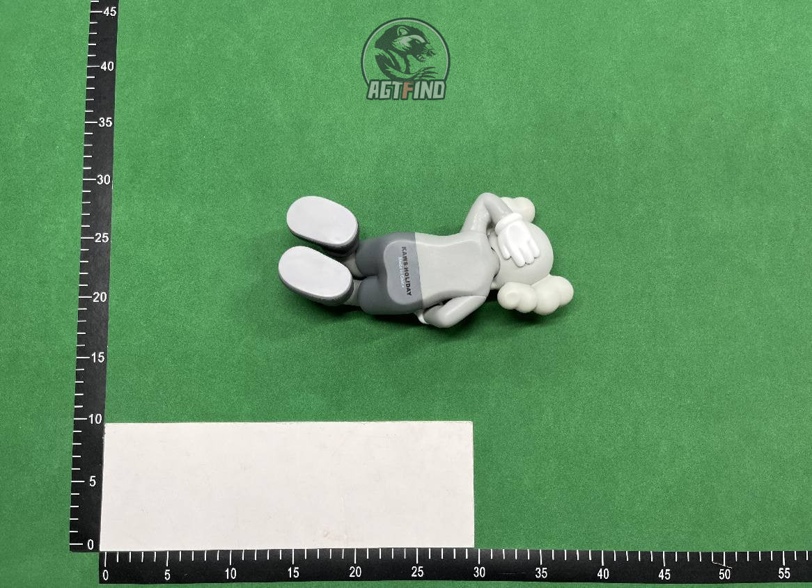 Kaws Figures -2