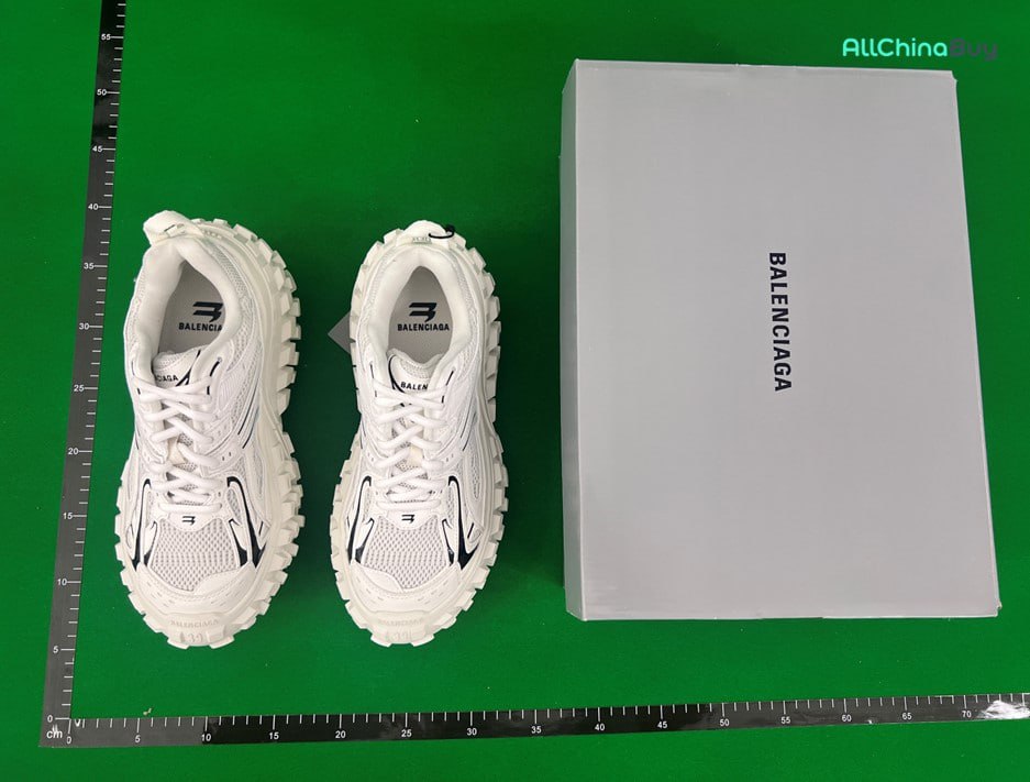 Balenciaga Defender -3