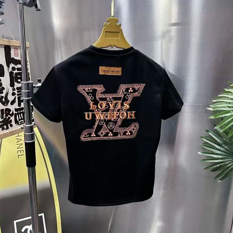 LV short sleeved shirt -3