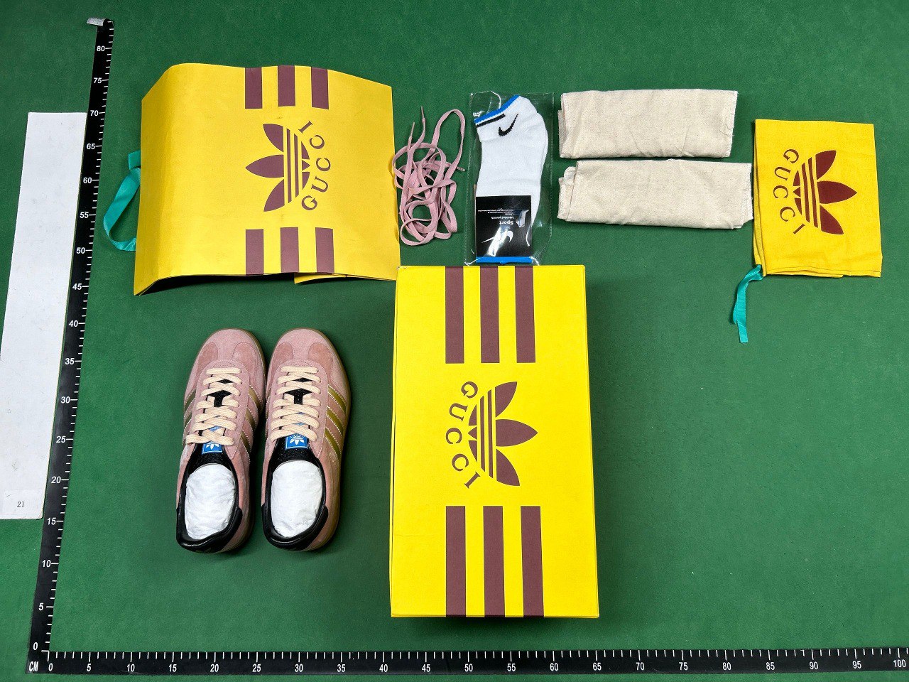 Gucci x Adidas                                                                                               -5