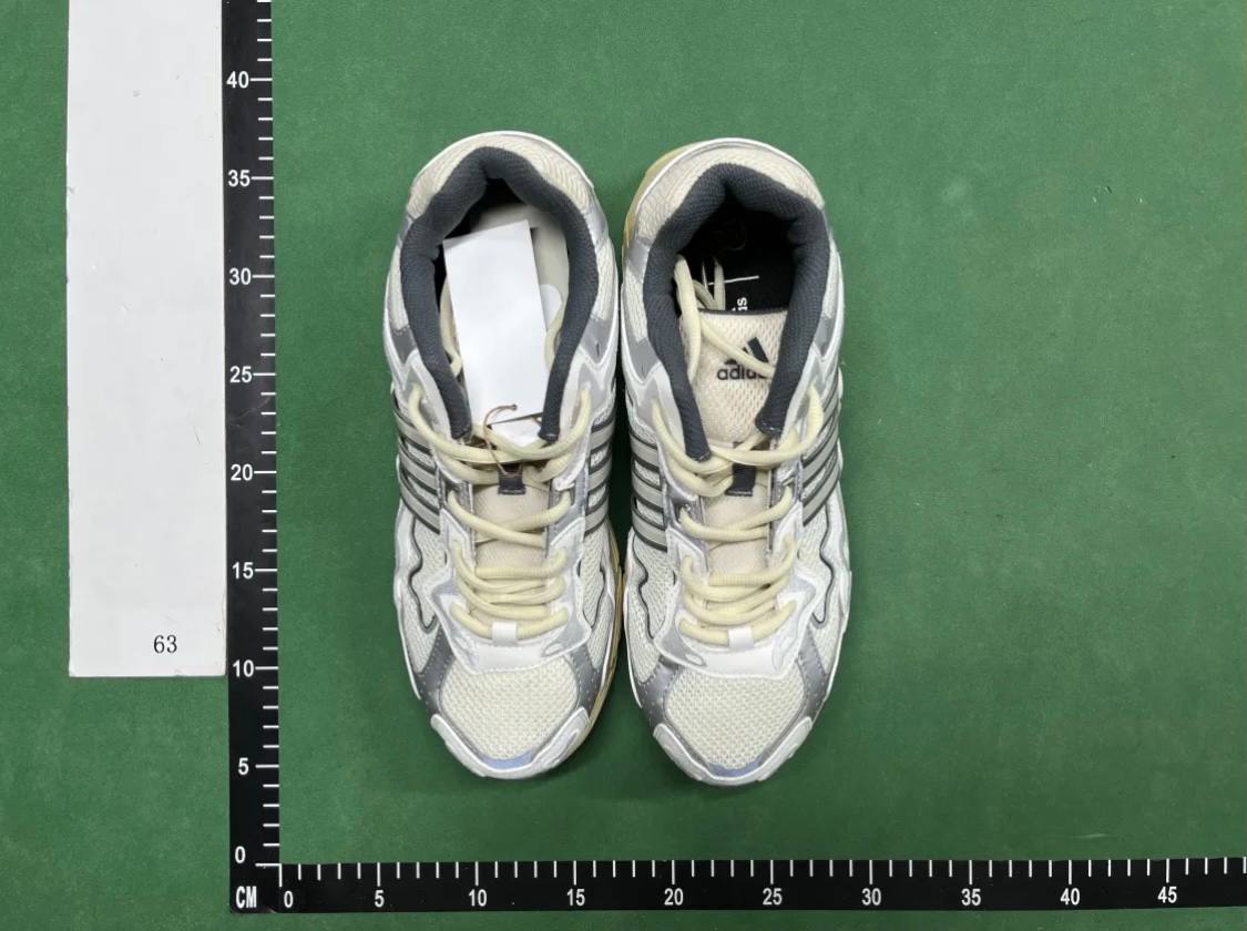 Bad Bunny x Adidas Response CL -5