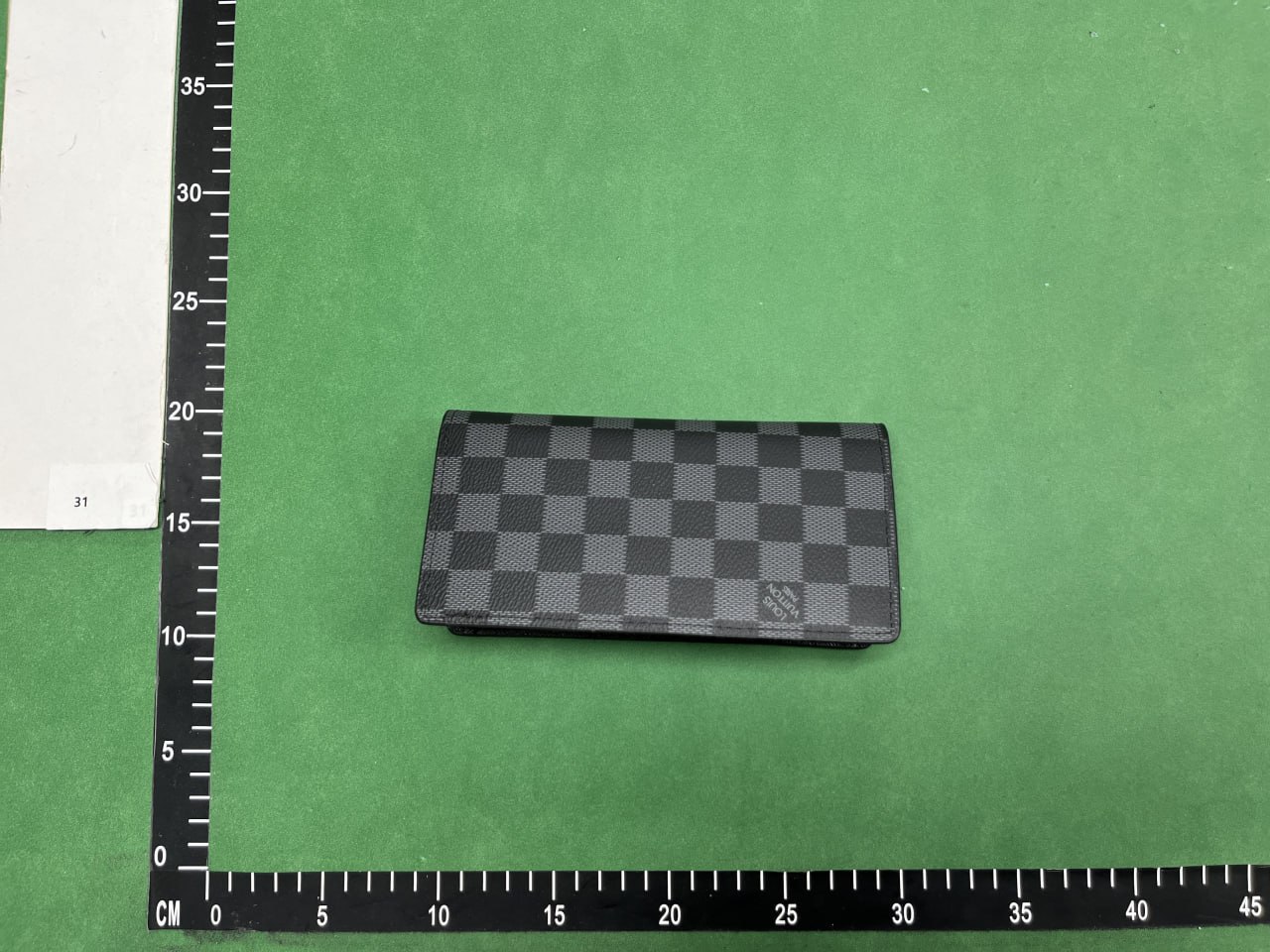 lv wallet  -2