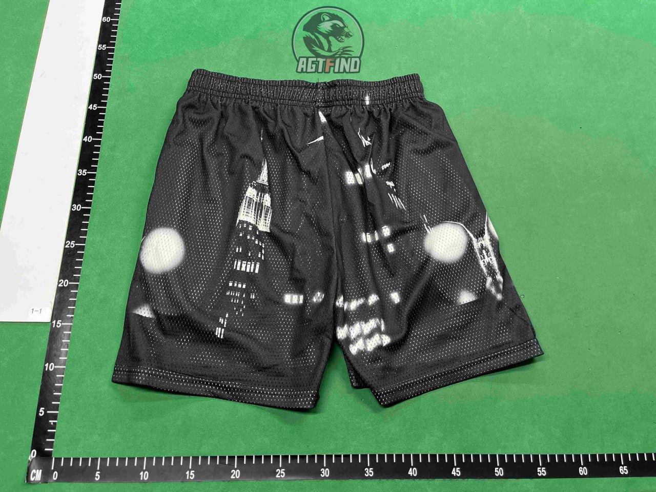 EE shorts -3
