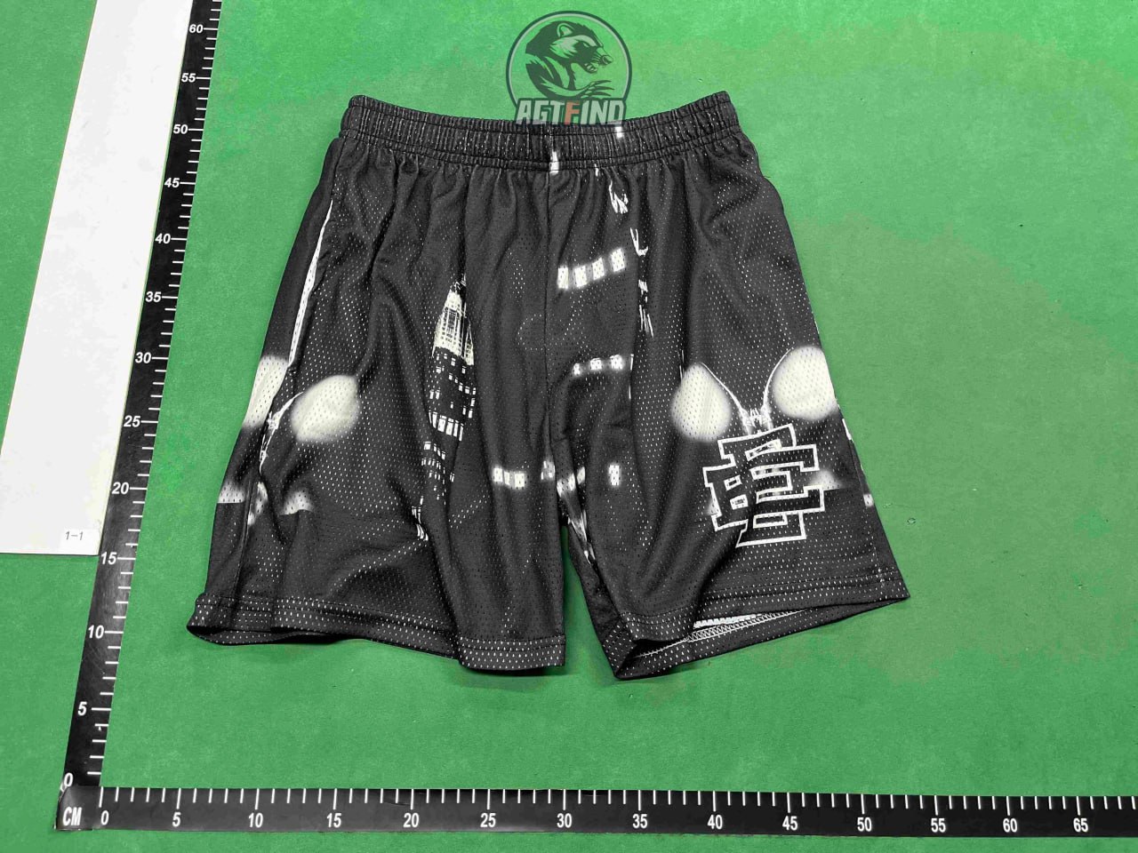 EE shorts -4