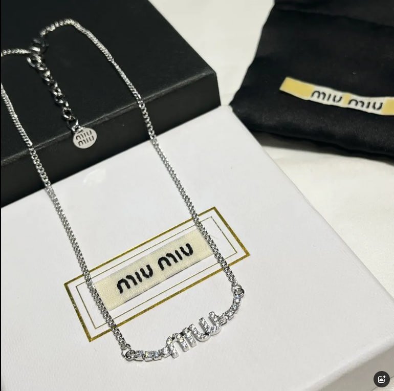  miumiu necklace -4