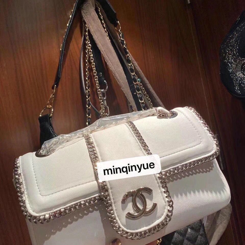 Chanel Bag                                                        -2