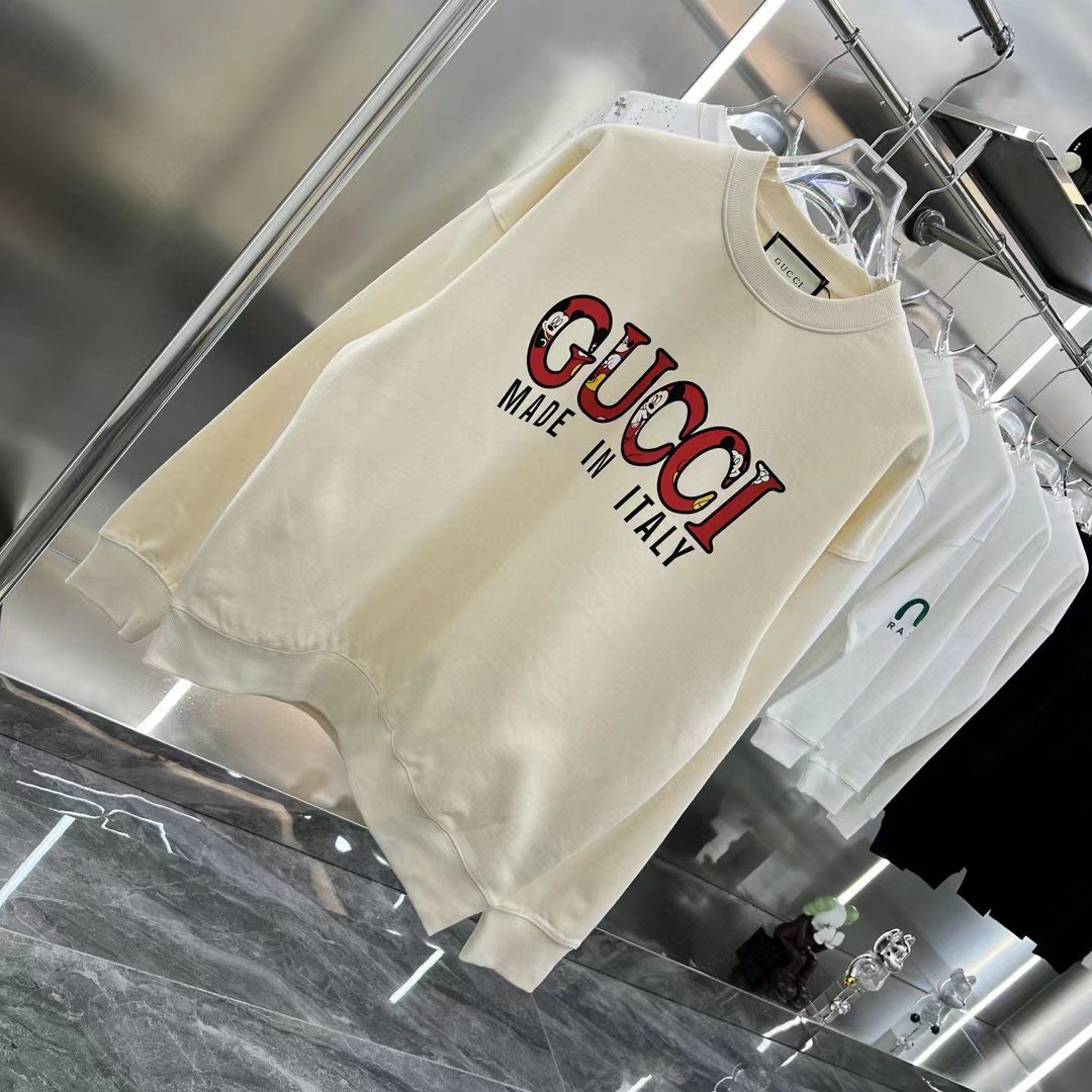 Gucci's new short sleeved shirt                 -2