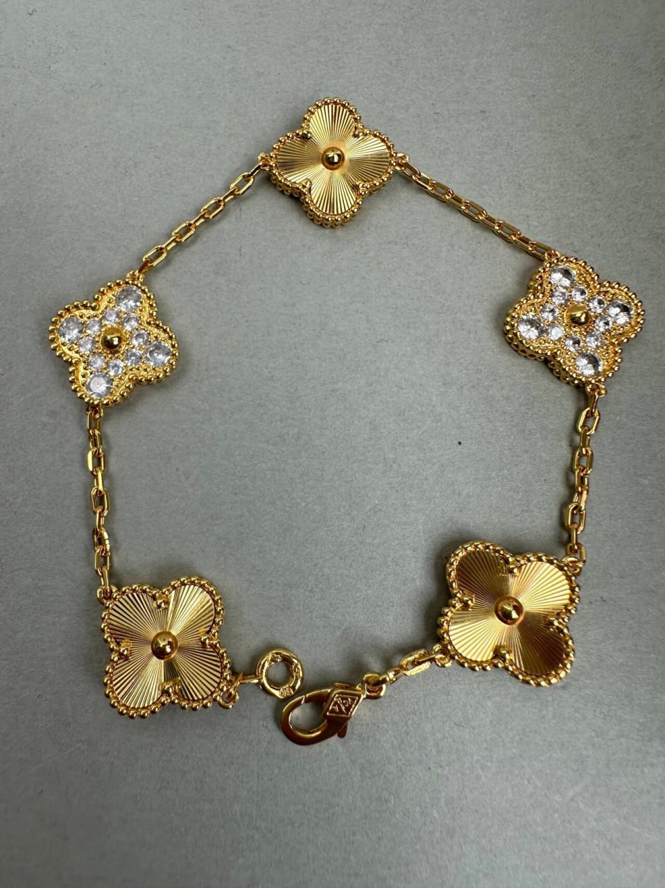 Van Cleef & Arpels bracelet -4