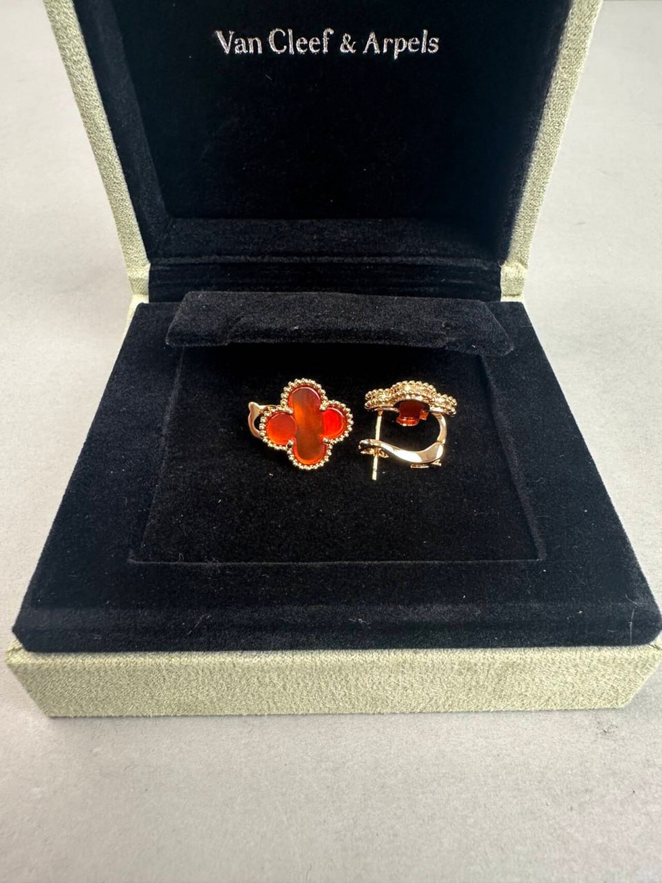 Van Cleef & Arpels earrings -5