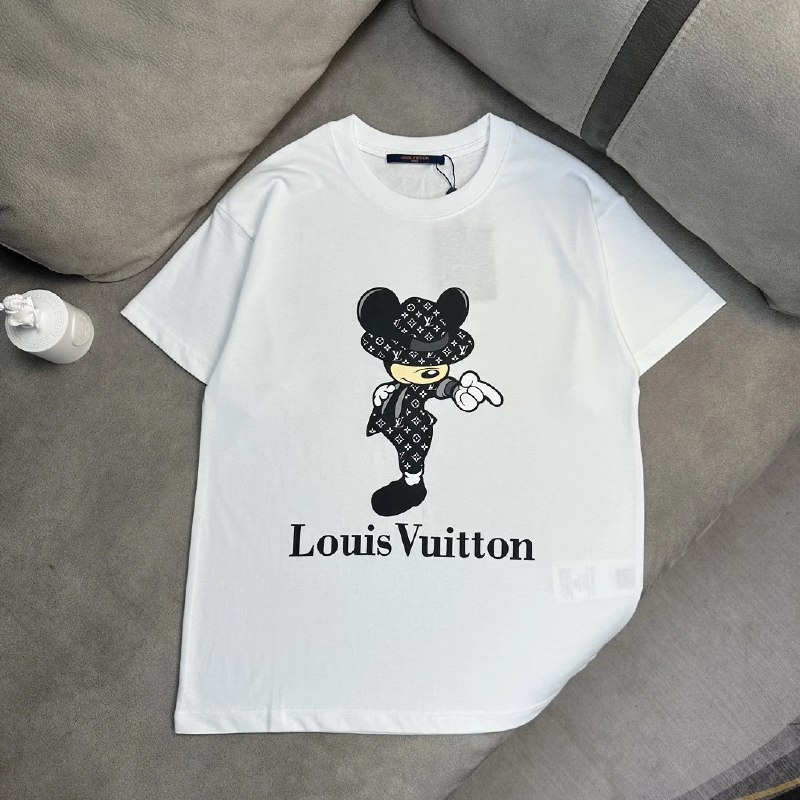Louis Vuitton Tee  -4