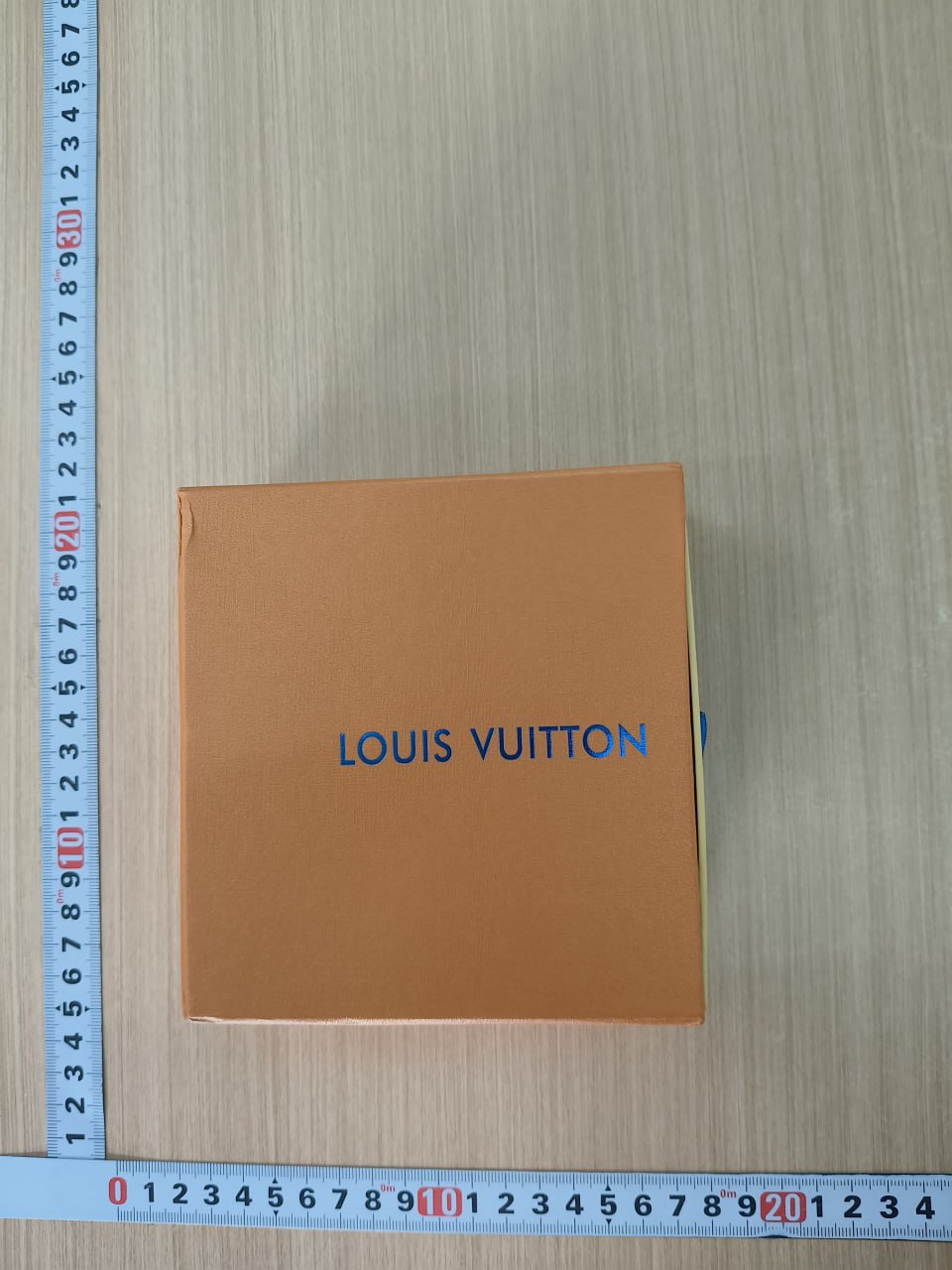 Luis Vuitton Belts -2