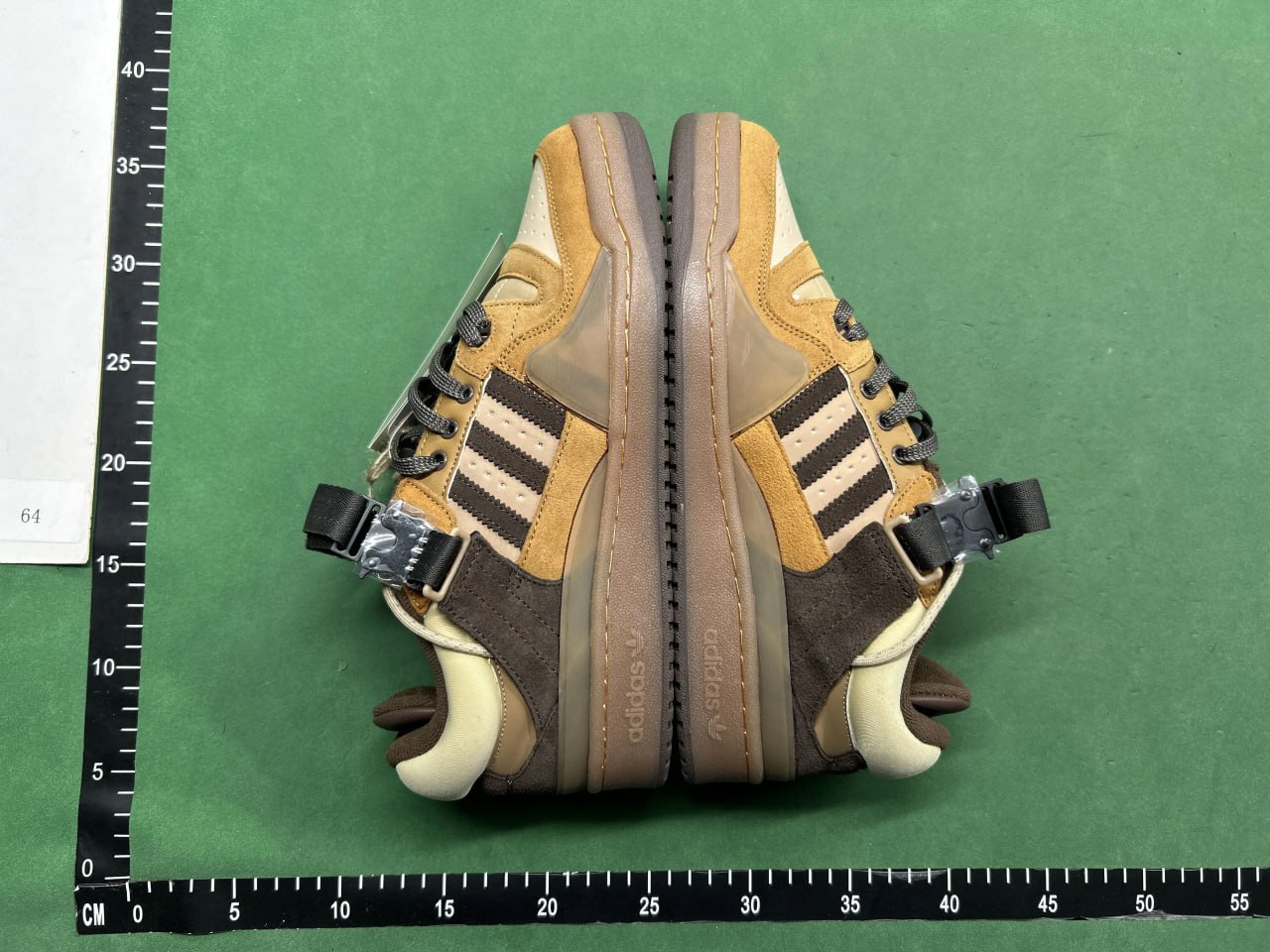 Bad Bunny ×Adidas origin -3